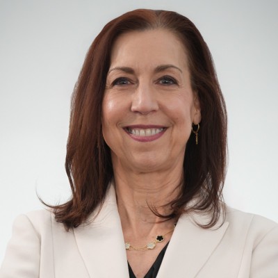 Christina “Chris” Feuell, CEO, Chrysler Brand (Stellantis)